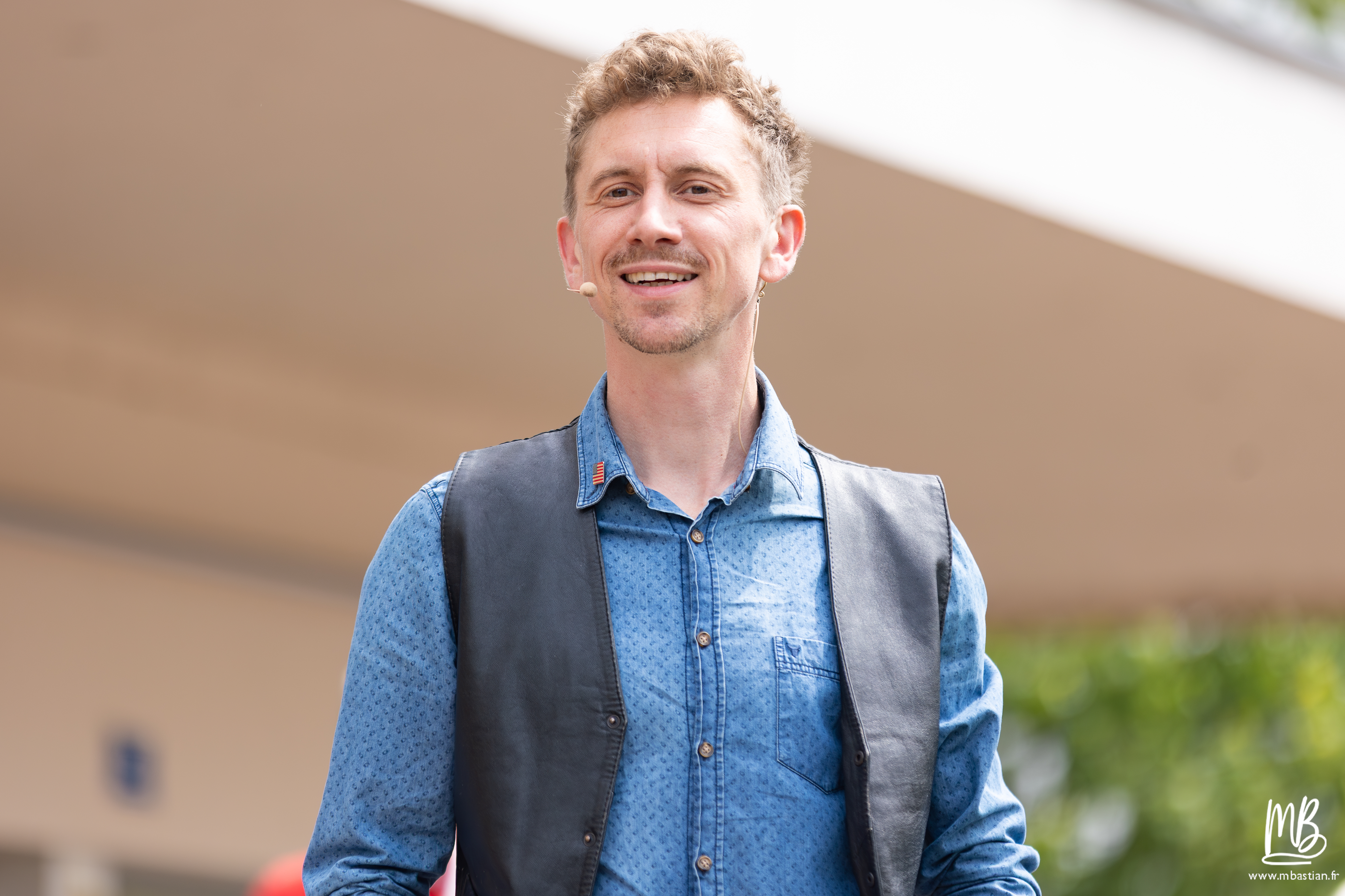 HDN2025 WALTER ET DENIS MB 37